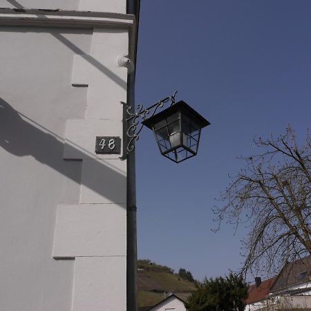 Altes Weingut Weinhaus Rebstock Apartment Winningen Bagian luar foto