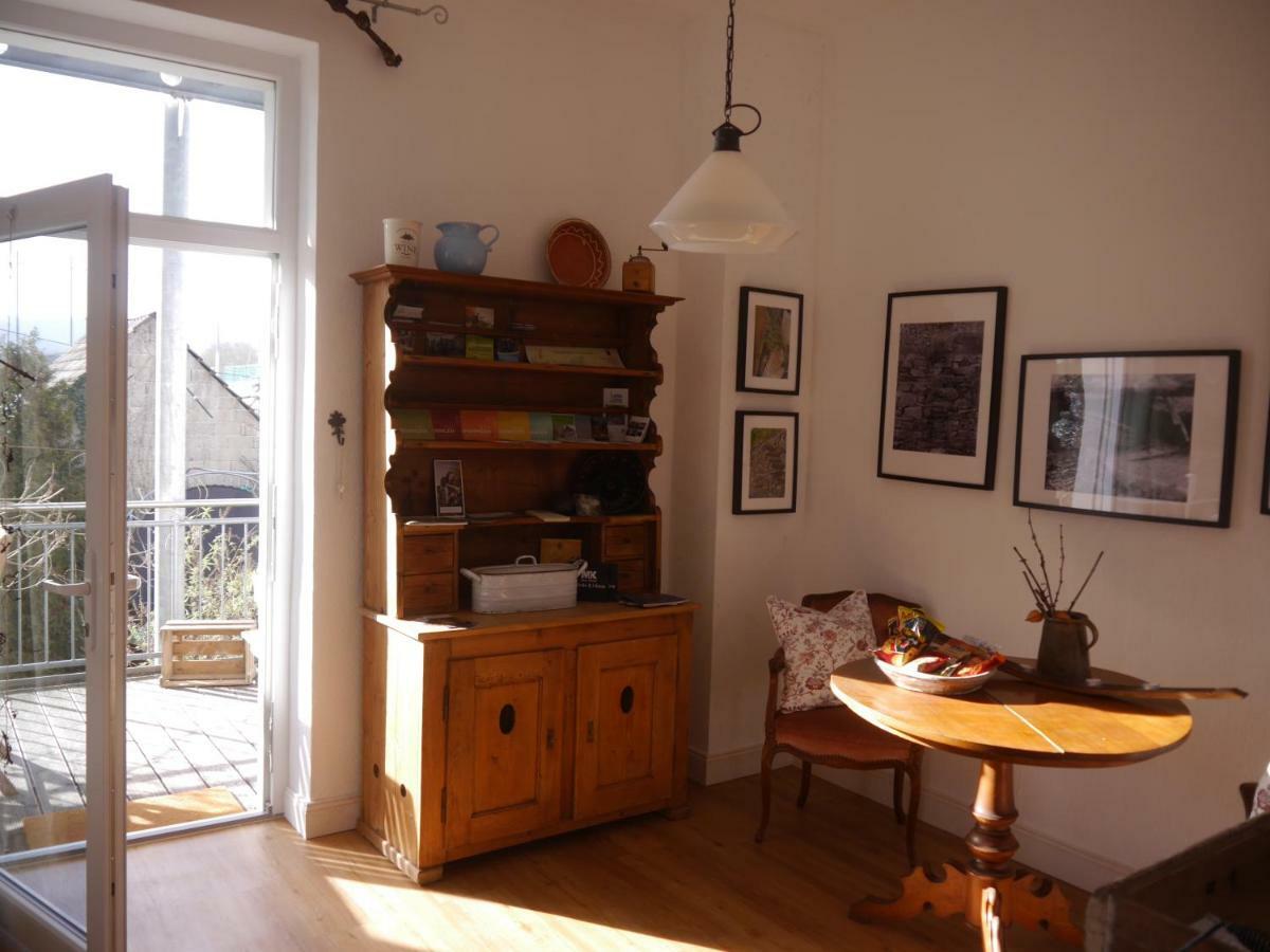 Altes Weingut Weinhaus Rebstock Apartment Winningen Bagian luar foto